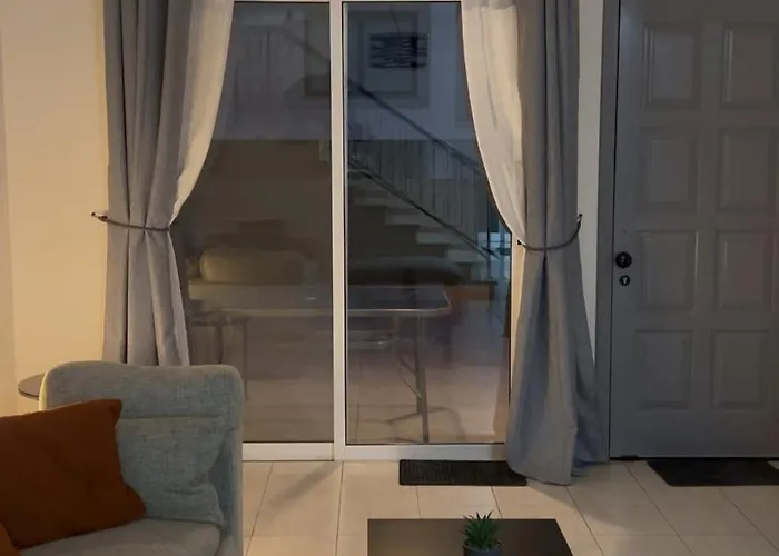 Maisonette 05 Your Ideal * פאפוס