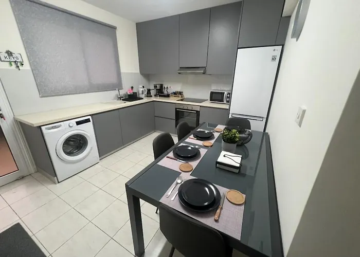 Maisonette 05 Your Ideal * פאפוס