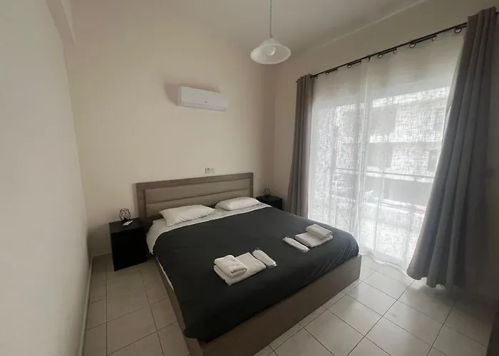 Maisonette 05 Your Ideal פאפוס